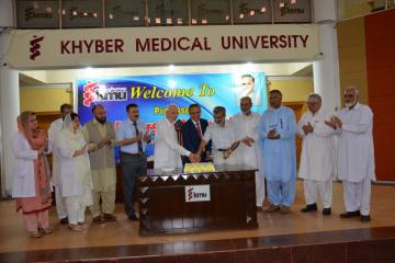 02.Prof Arshad Javed VC KMU along with Prof Daud Khan and Prof Hafizullah Ex VCs cutting cake during Welcome party (Custom)1501818081.JPG